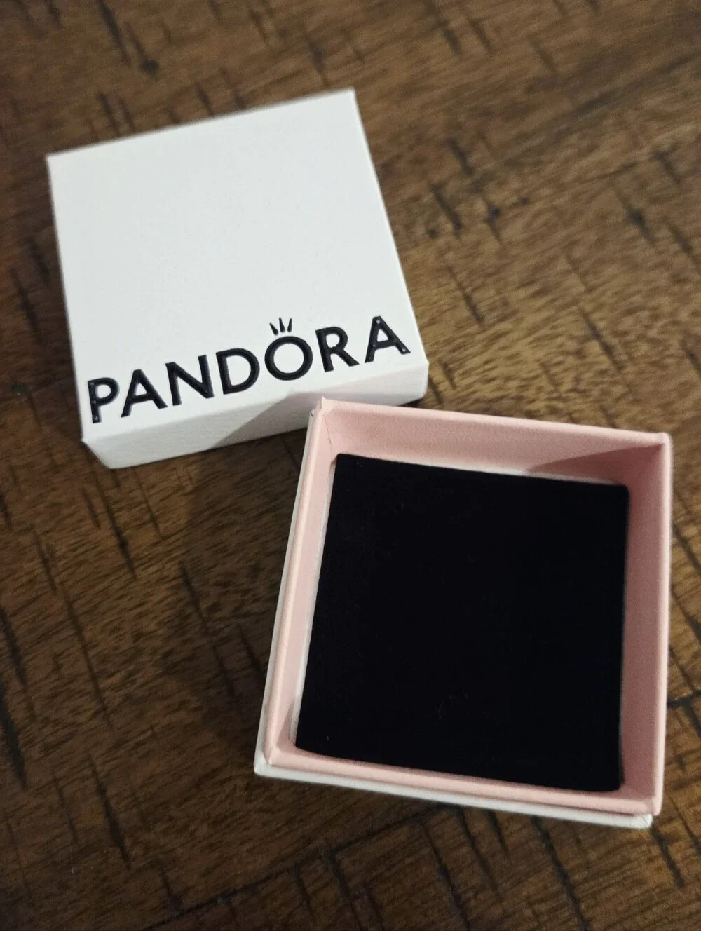 Lot Of 18 Pandora Empty Charm Gift Boxes (13), Large Bags (3) Small Bags(2)